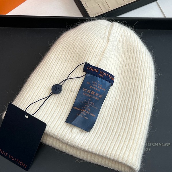 すぐ届く 人気のニット帽 コピー ルイヴィトン ビーニーLVヘッドライン M77873